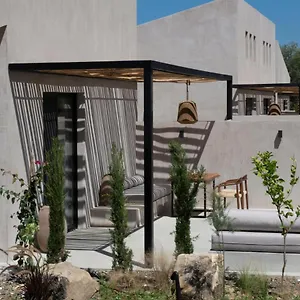 Pure Όρμος Παναγιάς